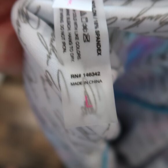 Marilyn Monroe Women's Deep Plunge Halter One-Piece Swimsuit Size Large NWOT - Picture 5 of 6